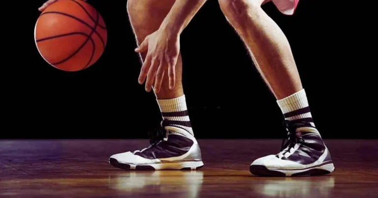 How Maestro Grip Socks: Enhance Athletic Performance