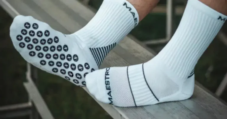 Maestro Grip Socks